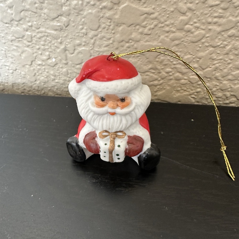 Vintage Santa Claus Ornament Miniature Sitting With Present Made‎ In Taiwan 1.5"
